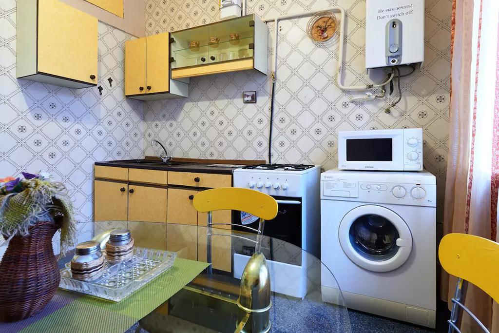 Home Hotel Apartments On Lva Tolstogo Kiev Eksteriør billede